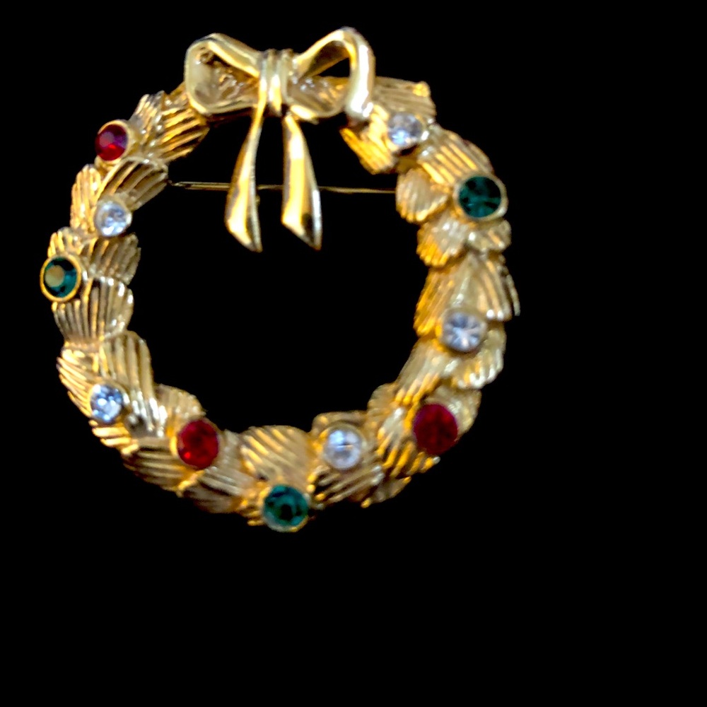 Christmas WreathVintage Pin